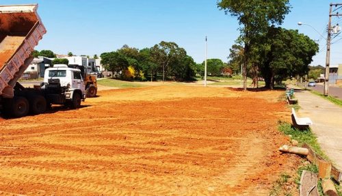 Iniciada a construção da área para Food Trucks no Pioneiros, que terá 1.300 metros quadrados