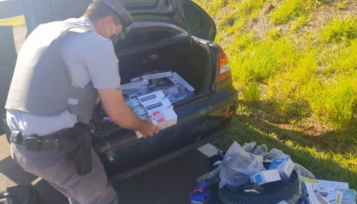 Fiscalização apreende cigarros contrabandeados e mercadorias do Paraguai sem notas fiscais em Caiuá