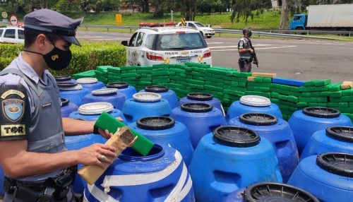 Polícia Rodoviária apreende mais de 2 toneladas de maconha em Regente Feijó