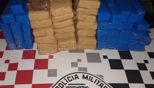 Polícia Militar prende casal com 34kg de maconha
