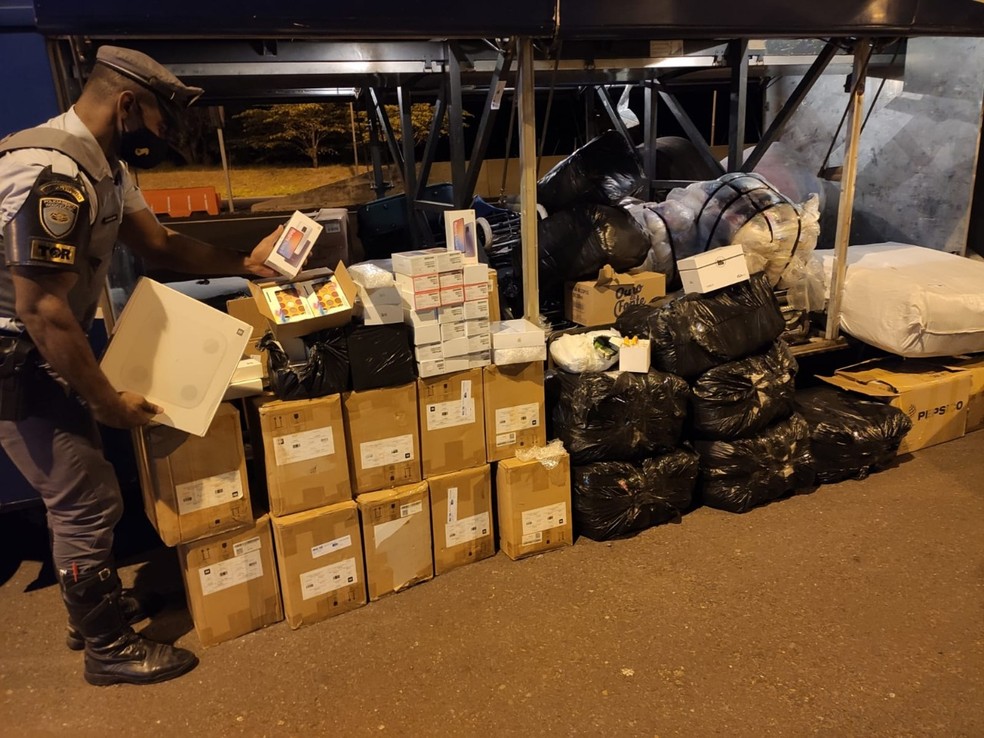 Polícia Rodoviária apreende mercadorias oriundas do Paraguai e detém seis pessoas em ocorrências de descaminho