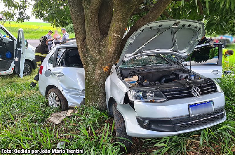 Casal morre em grave acidente na SP - 294 no trecho Iacri - Tupã