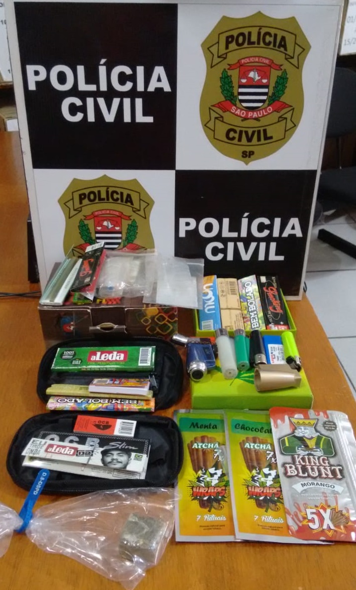 Polícia Civil apreende Droga e usuário e conduzido para Delegacia em  Dracena