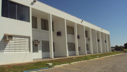 Província, Legislativo e Paredes Alvas...