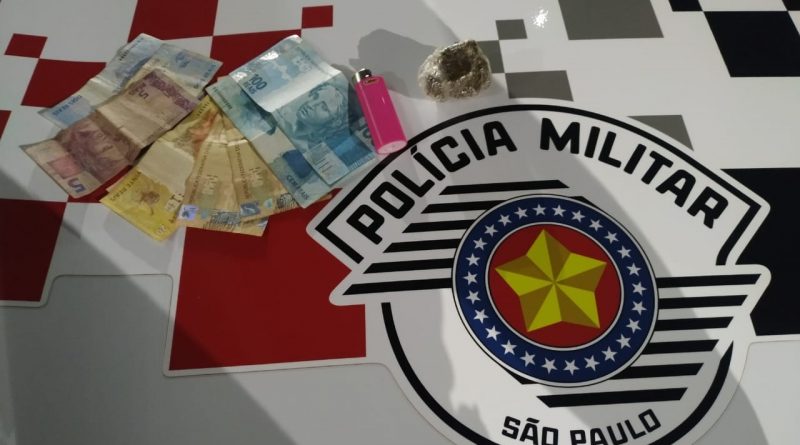 Polícia Militar registra ocorrência Porte de Entorpecente em Osvaldo Cruz na noite desta quinta-feira