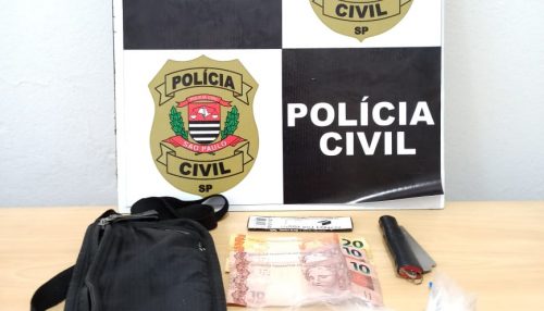 Polícia Civil apreende adolescente que vendia drogas na praça Arthur Pagnozzi em Dracena