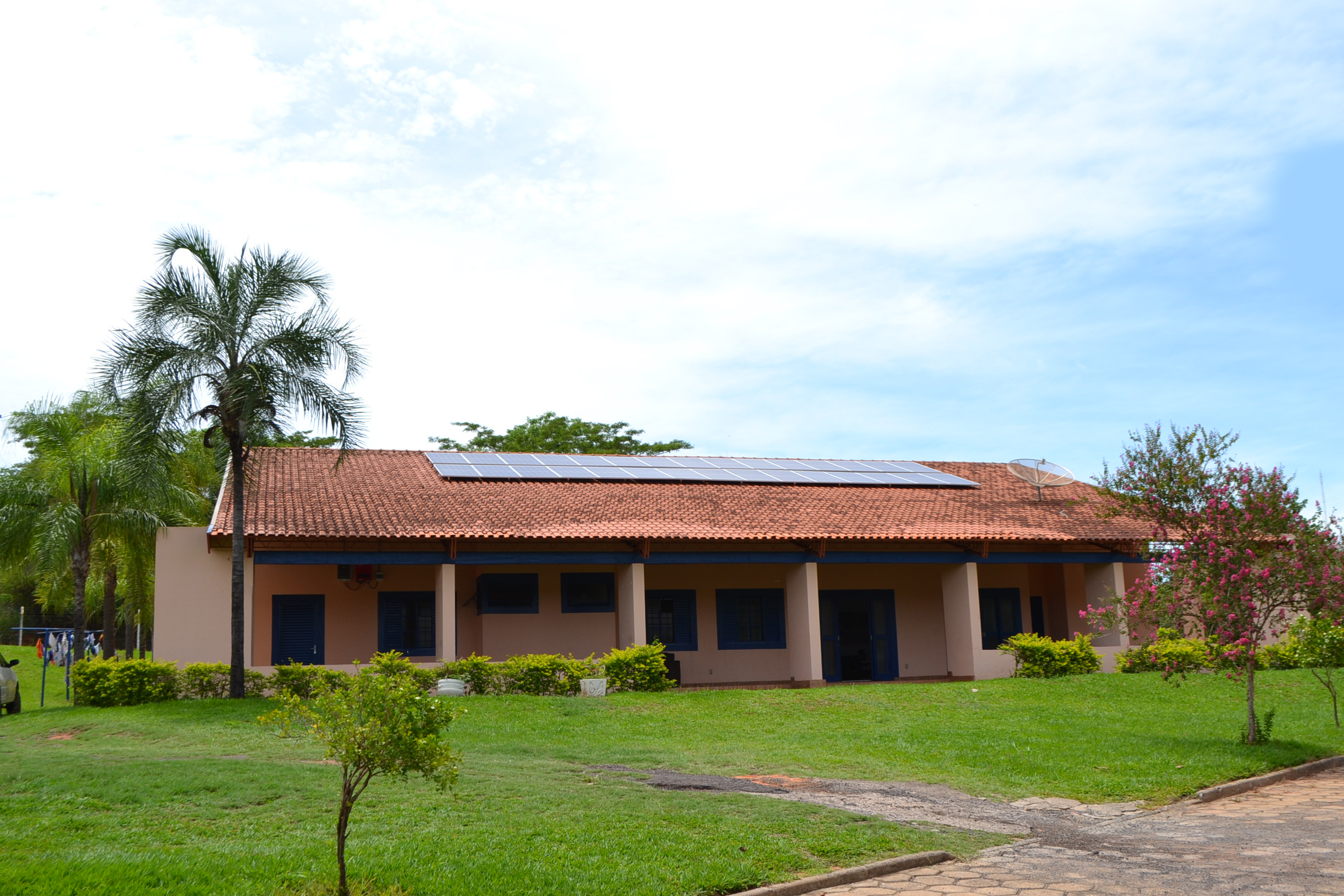 Casa do Garoto adquire forno, moto e instala energia fotovoltaica com recursos do ‘Imposto de Renda do Bem’