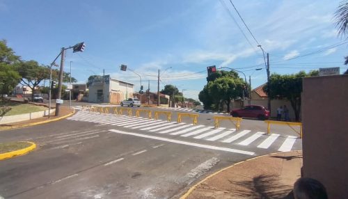 DEMTRAN instala faixa de espera para motos