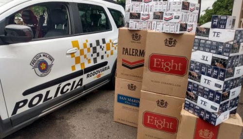 Carga de cigarros contrabandeados é apreendida na SP-294 em Santa Mercedes