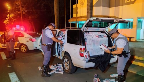 Homem é flagrado com mais de 40 mil maços de cigarros contrabandeados em carro