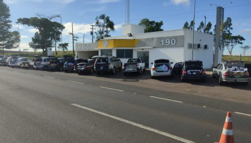 Veículos carregados com mercadorias sem notas fiscais são apreendidos em Presidente Venceslau