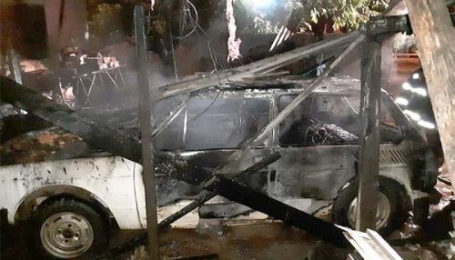 Incêndio destrói veículo que estava em garagem de residência em Tupã