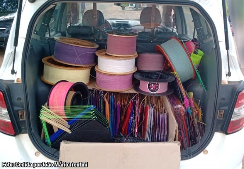 Morador de Adamantina é flagrado com 17 carretéis com linha chilena na cidade de Iacri