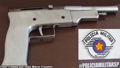 Homem é preso com arma de uso restrito