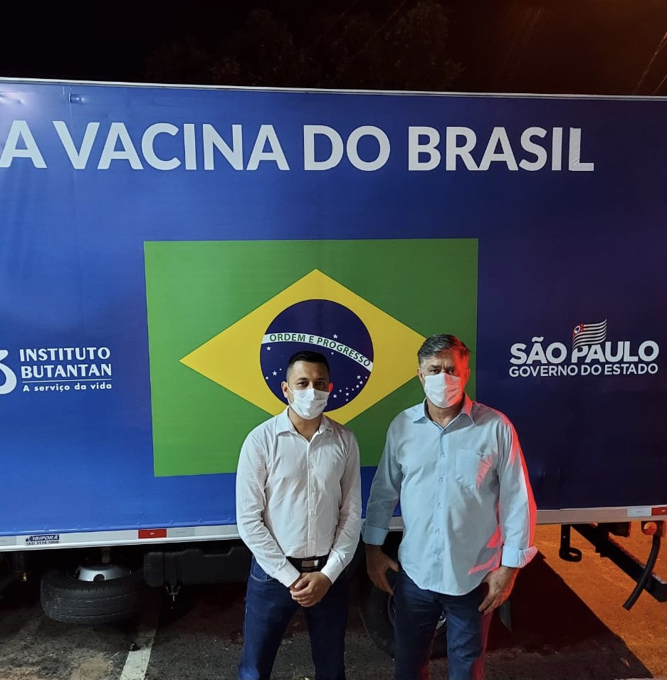 Vacina contra COVID-19 acaba de chegar em Adamantina