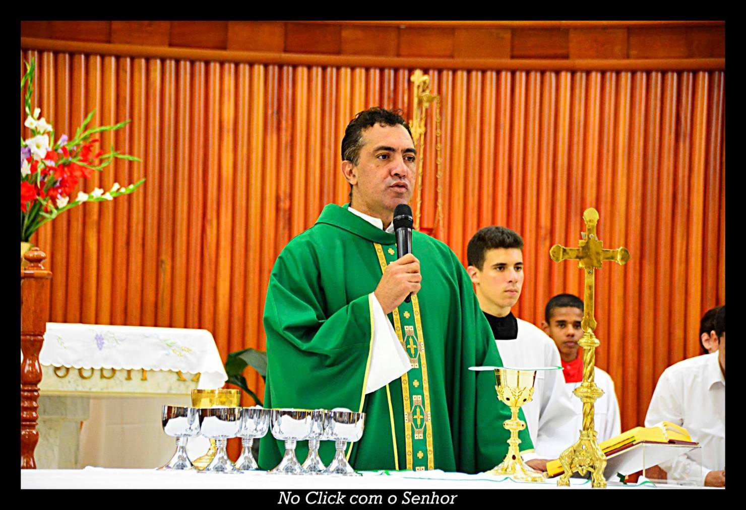 Padre Rui se despediu de Adamantina nas missas deste final de semana