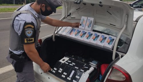 Fiscalização apreende carga de produtos eletrônicos sem notas fiscais em Presidente Prudente