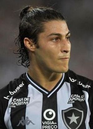 Jogador Marcinho é indiciado por duplo homicídio culposo