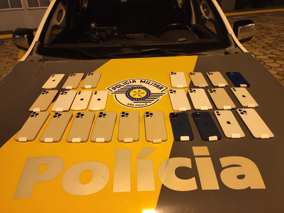 Celulares e diversos eletrônicos sem documentação fiscal são apreendidos pela Polícia Rodoviária