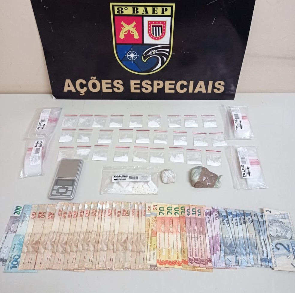 Proprietário de lanche e entregador são denunciados por tráfico de drogas e acabam presos pela Polícia Militar, em Presidente Prudente