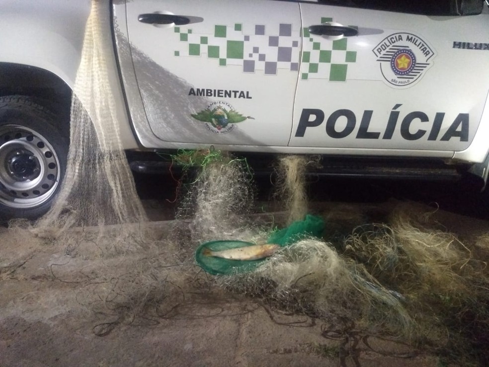 Homens são multados em mais de R$ 2,1 mil pela pesca irregular em período de piracema em Adamantina