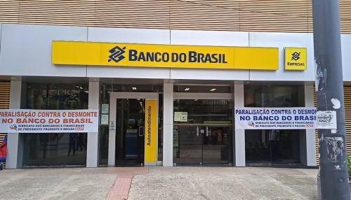 Funcionários do Banco do Brasil fazem paralisação por 24 horas contra reestruturação da instituição