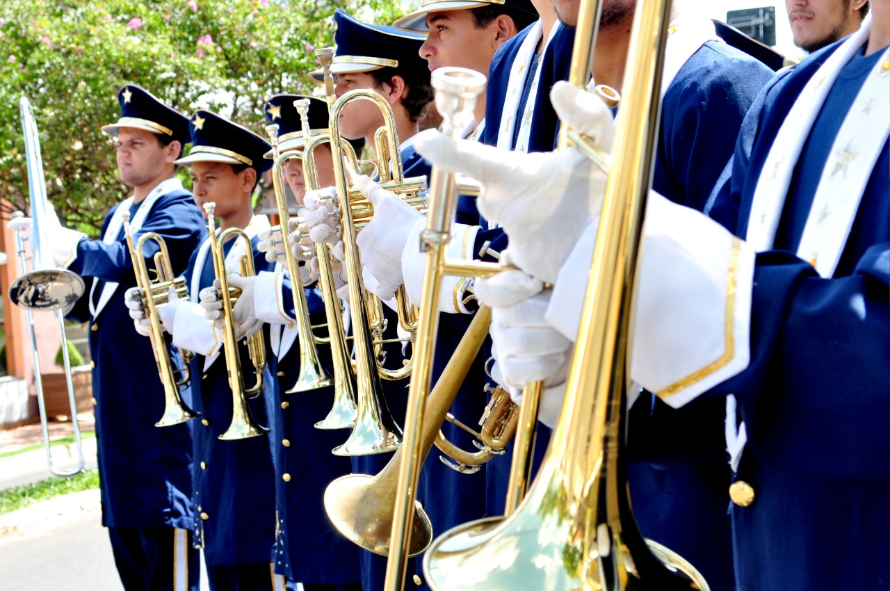 Banda Marcial e Orquestra de Viola Caipira abrem inscrições