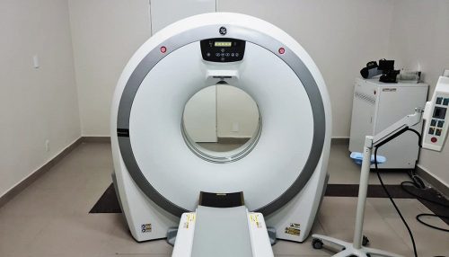 Com 2.600 exames pendentes, funcionamento do novo tomógrafo na Santa Casa deve zerar fila de espera