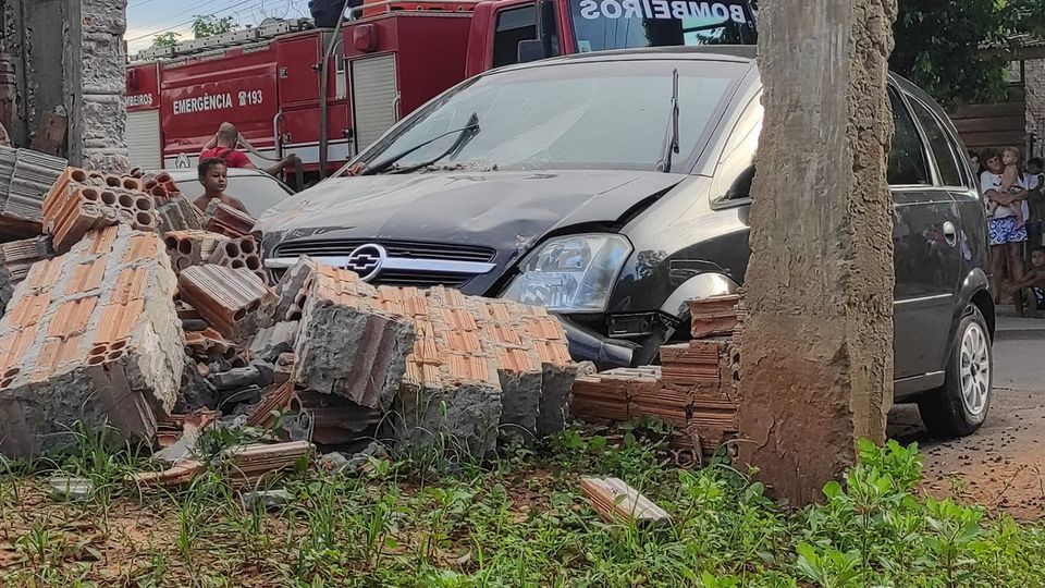 Homens de Salmourão embriagados causa acidente grave na Vila Esperança