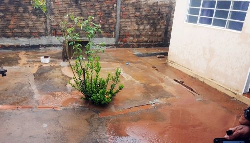 Com investimento de R$ 250 mil, problema de enchentes em casas do Jardim Adamantina deve ser solucionado