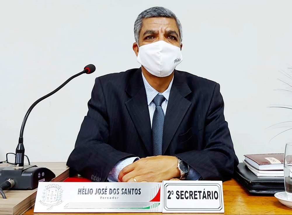 Servidores da Educação, limpeza urbana, Velório e Cemitério precisam ser vacinados contra a Covid, aponta vereador
