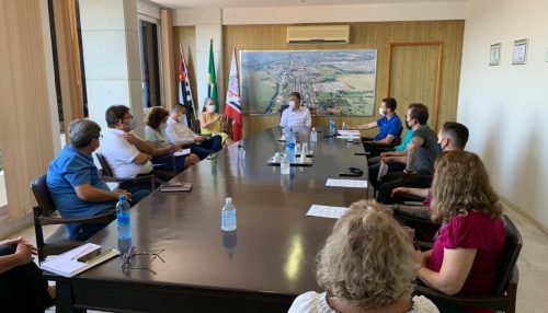 Marcio Cardim recebe representantes do comércio adamantinense