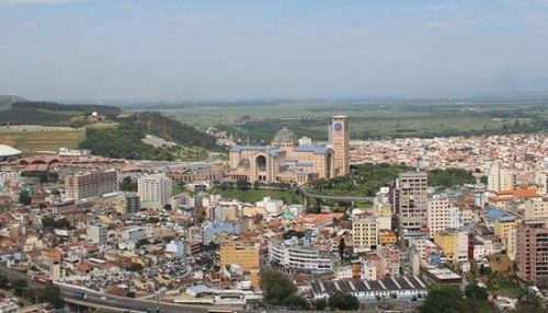 Com 70% de desempregados, município de Aparecida pede doações