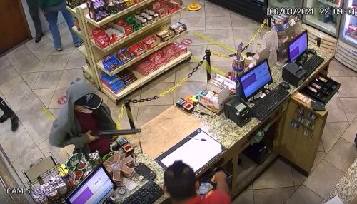 Polícia Civil apreende adolescente de 13 anos acusado de participar em assalto a posto de combustíveis em Santo Anastácio