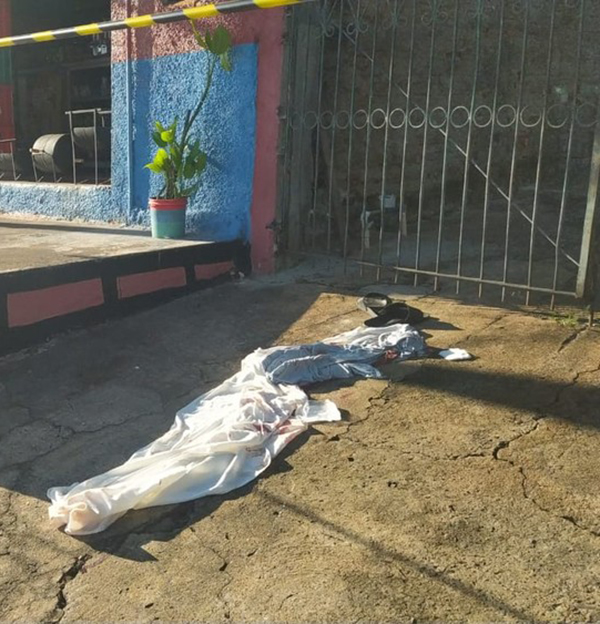 Homem é encontrado esfaqueado