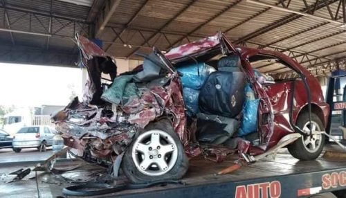 Morador de Flórida Paulista morre em grave acidente entre carro e caminhão boiadeiro