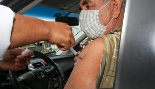 Projeto de lei sobre publicação da lista com nomes de vacinados será votado nesta segunda (5)