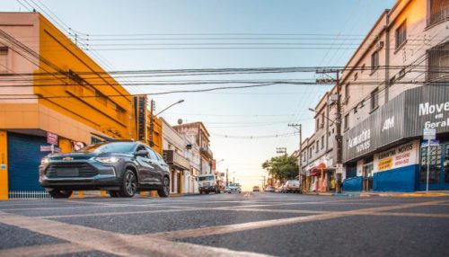 Comércio de Adamantina funciona em horário especial para o Dia das Mães