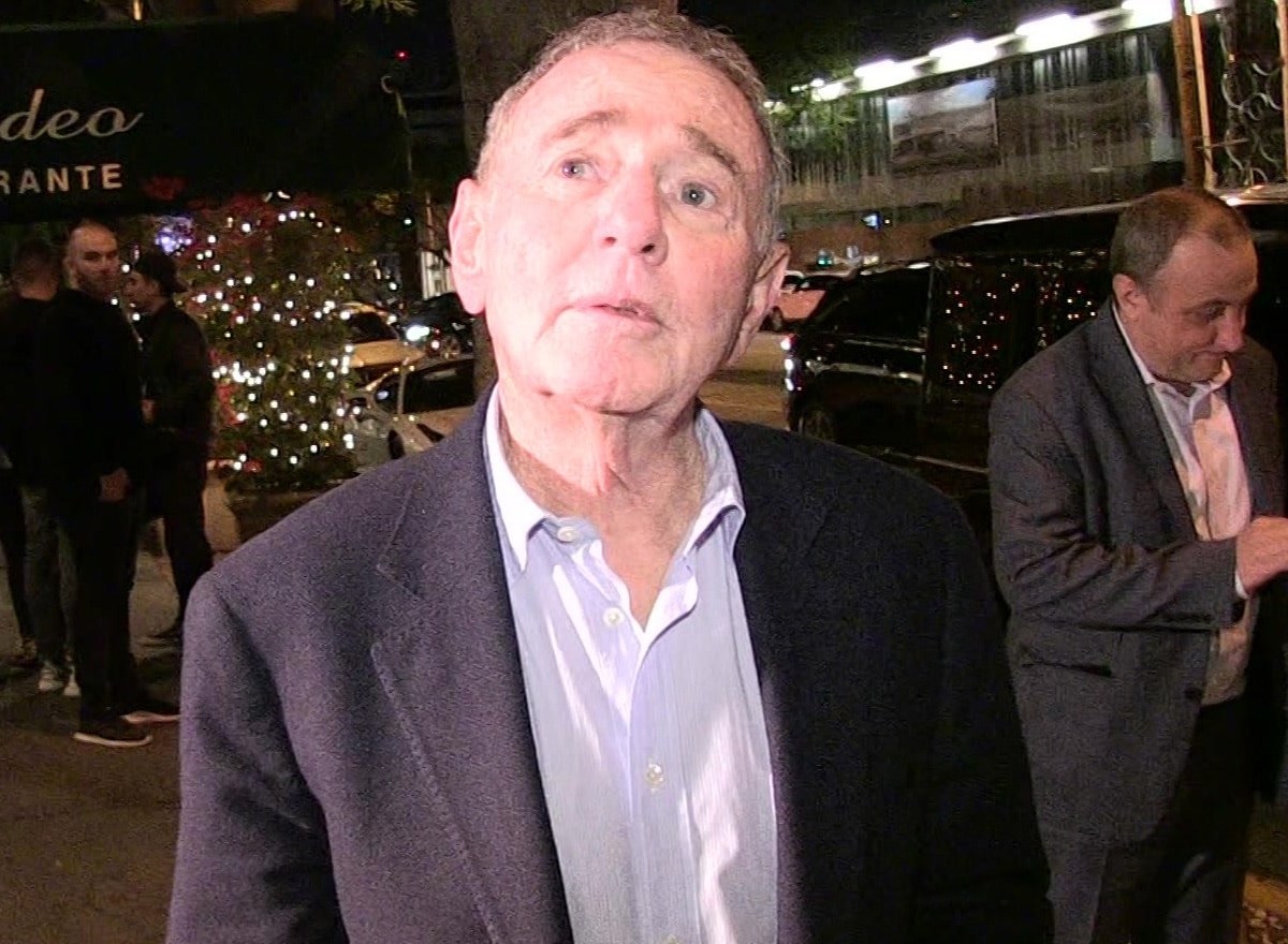 Morre aos 81 anos Howard Weitzman famoso advogado de celebridades como Michael Jackson