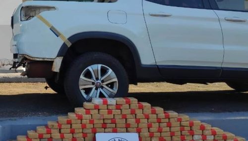 Polícia Rodoviária prende mulher com carga mais de 60 tijolos de pasta base de cocaína em Adamantina