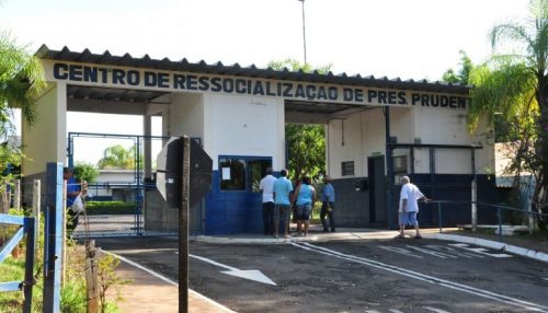 Presos de SP deixam o regime semiaberto em saída temporária