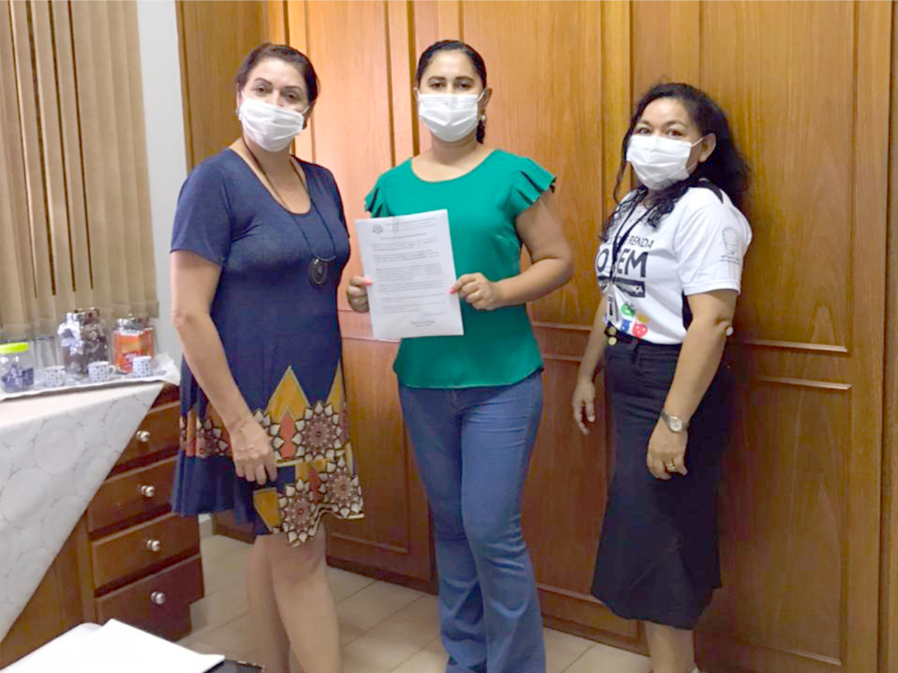 Representantes das entidades assinam Termos de Colaboração para repasses dos recursos do Imposto de Renda do Bem