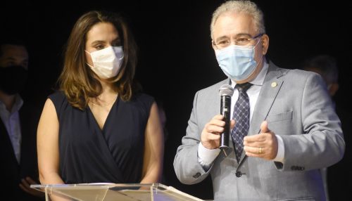 Médica anunciada há dez dias para secretaria da Covid não exercerá mais função, diz Saúde