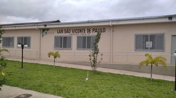 Surto de Covid-19 atinge 37 dos 45 internos do asilo de Osvaldo Cruz, com uma morte