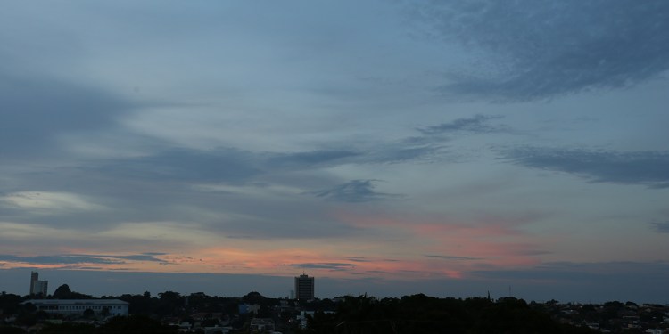 Em homenagem às vítimas da covid-19, Adamantina promove minuto de silêncio às 17h de sexta-feira