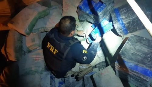Caminhão com 2,2 toneladas de maconha é interceptado pela Polícia Rodoviária Federal em Parapuã