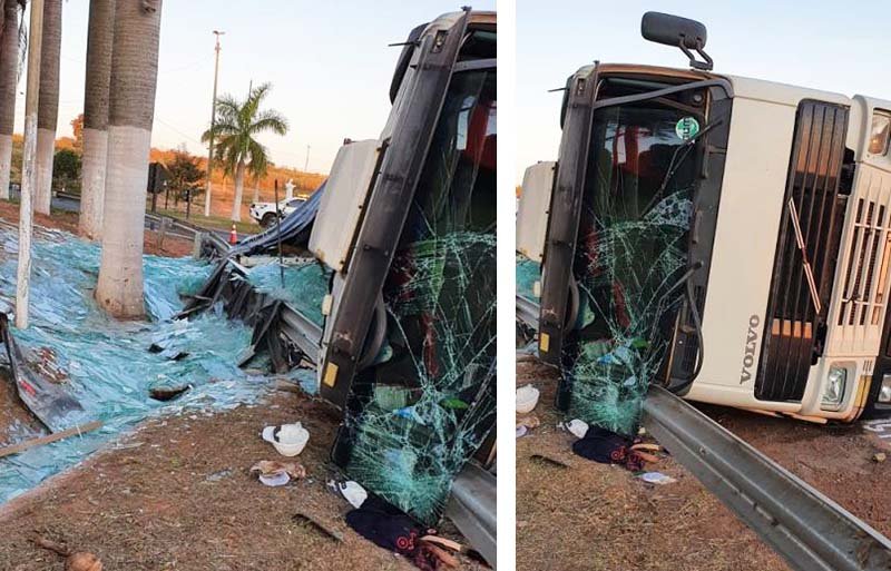 Carga de vidro é destruída em tombamento de caminhão no trevo da SP-294