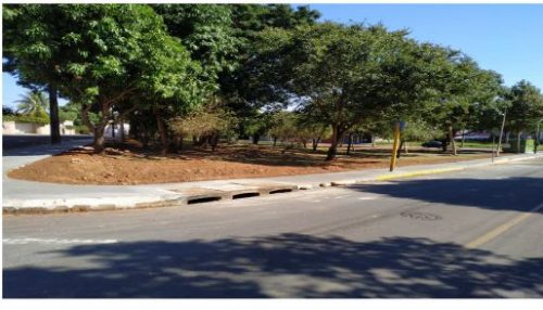 Prefeitura de Adamantina executa melhorias em áreas verdes