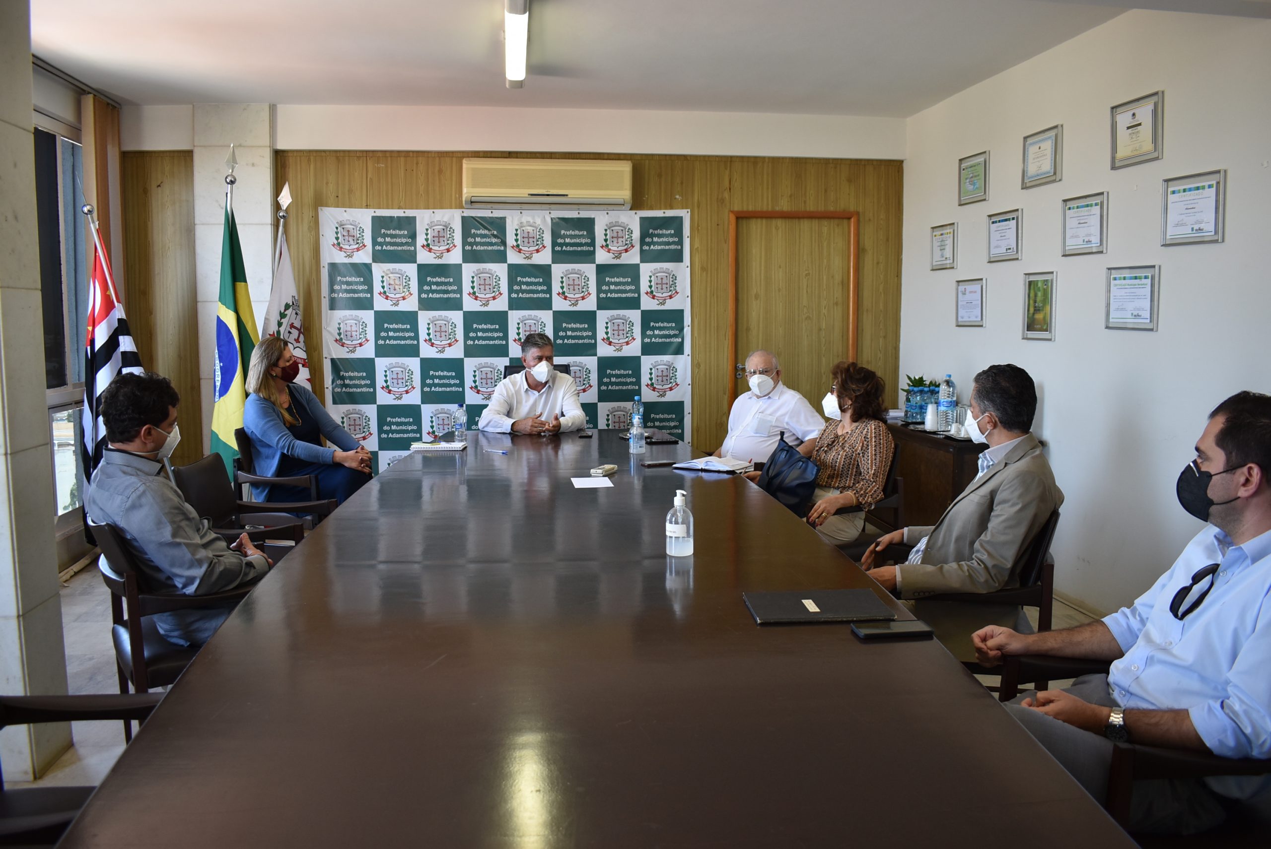 Prefeitura de Adamantina realiza reunião com novos reitores da UniFAI