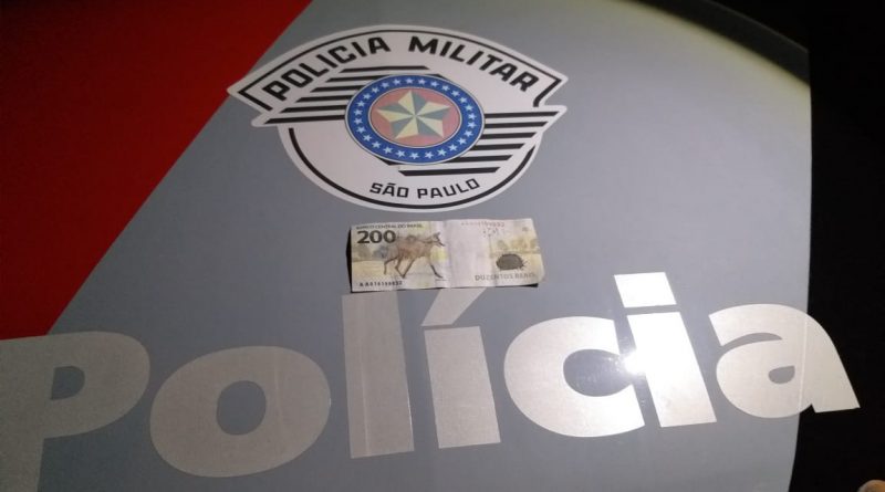 Policia Militar apreende nota falsa de 200 Reais em Osvaldo Cruz